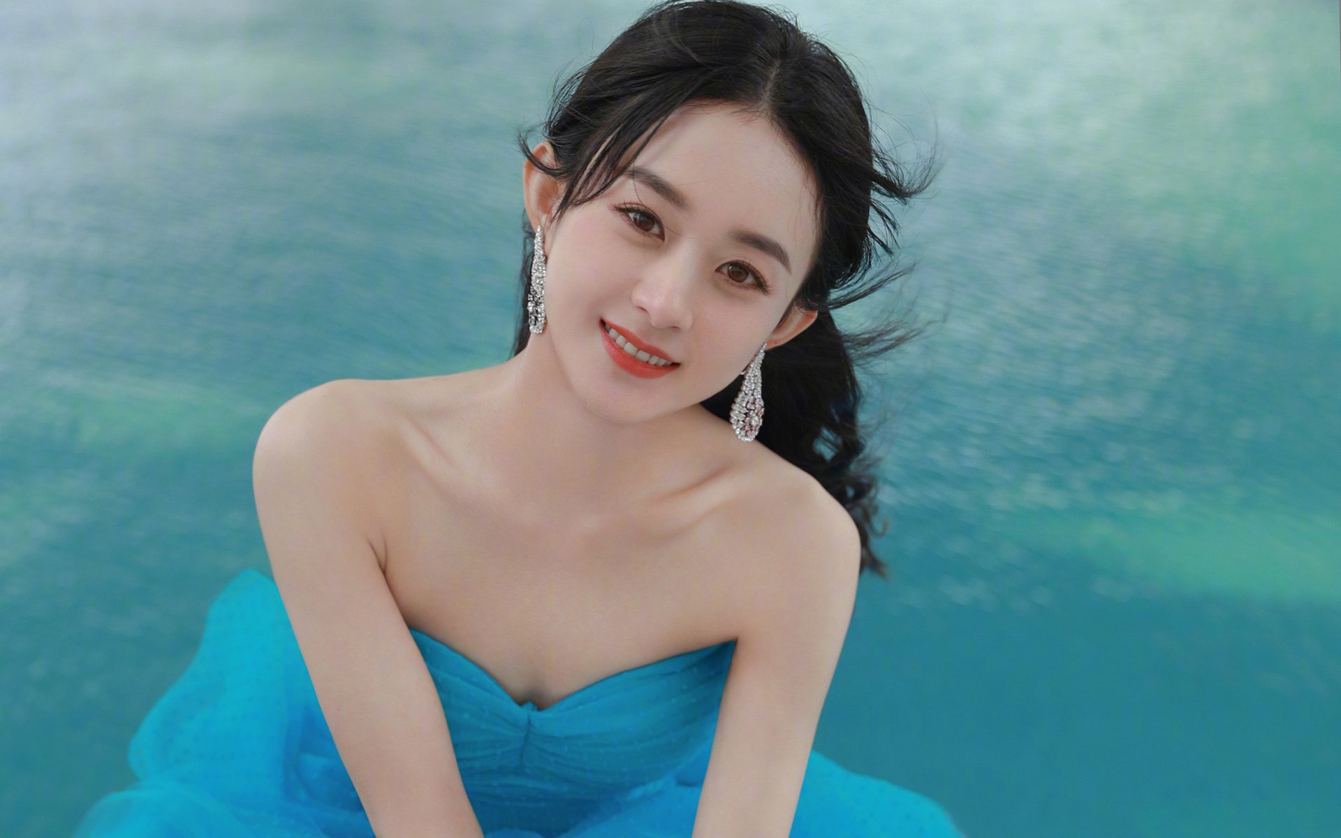 中国足球是否应重点布局女足板块，中国女足未来发展